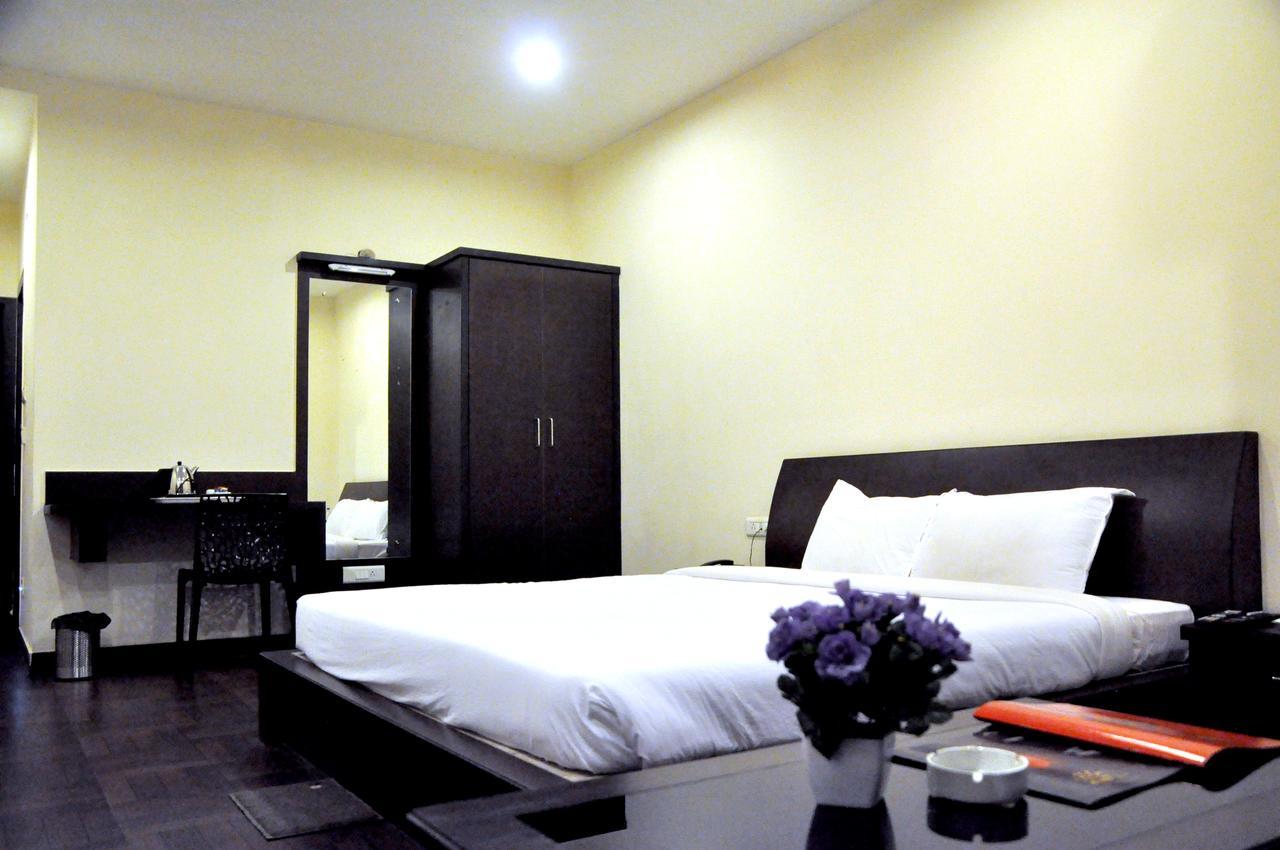 Hotel Suncity Palace Jharsuguda 外观 照片